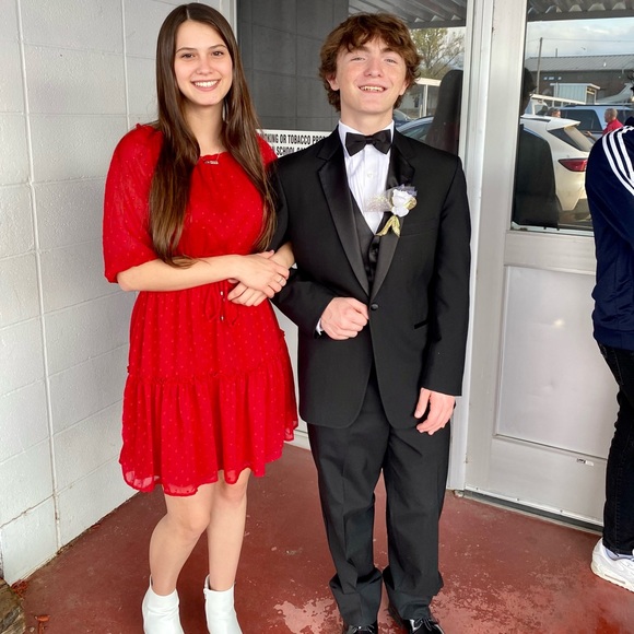 Meet your Posher, Sheila - Picture 2 of 8